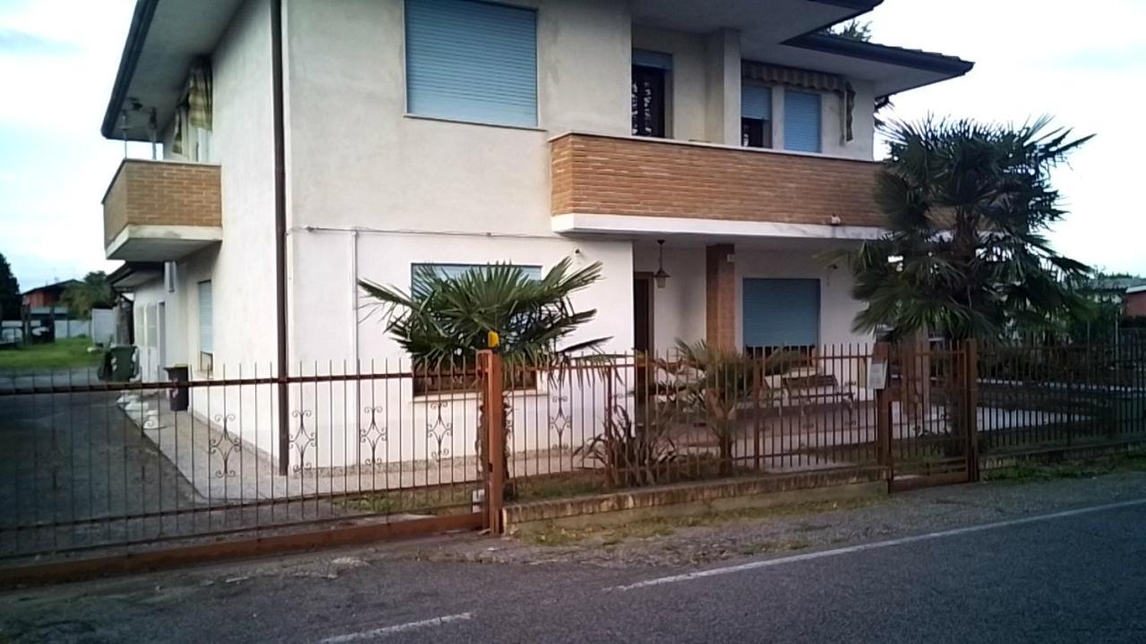 Casa Mamma Bed & Breakfast Camponogara Bagian luar foto