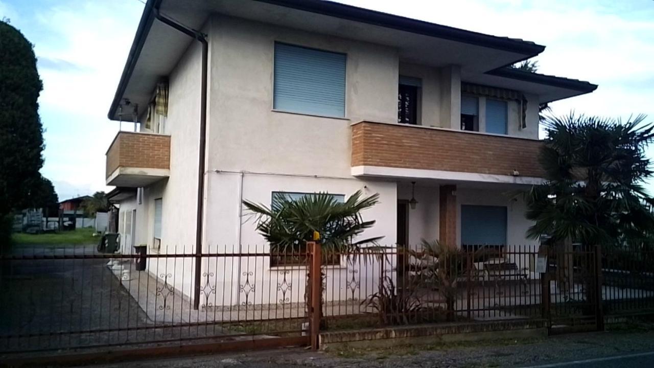 Casa Mamma Bed & Breakfast Camponogara Bagian luar foto